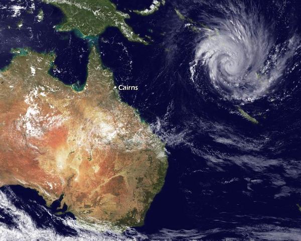 Resize of 638_20110131-CycloneYasi.jpg